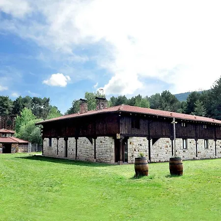 ホテル La De Sara ビヌエサ